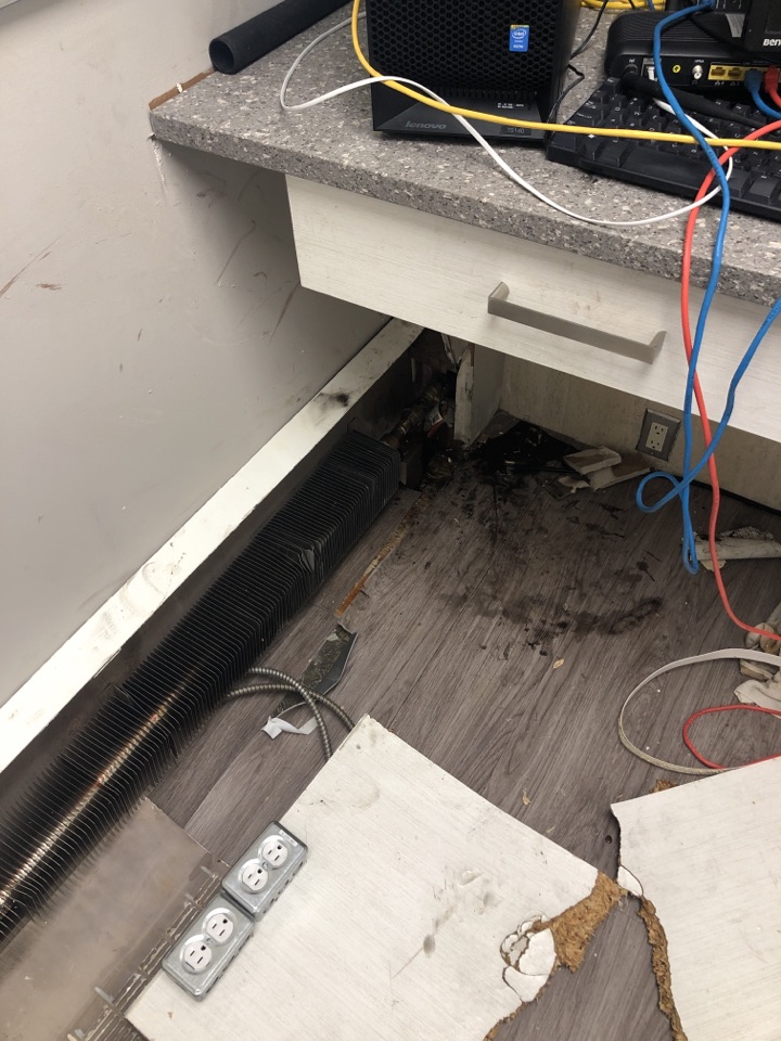 Thorncliffe, AB - Emergency flood. Plumber required three-quarter inch copper waterline blew apart and froze 21 story apartment building heat back on within four hours. Thorncliffe, AB - Emergency flood. Plumber required three-quarter inch copper waterline blew apart and froze 21 story apartment building heat back on within four hours.